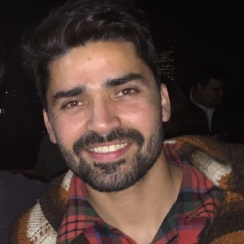 Meet your Posher, Javier
